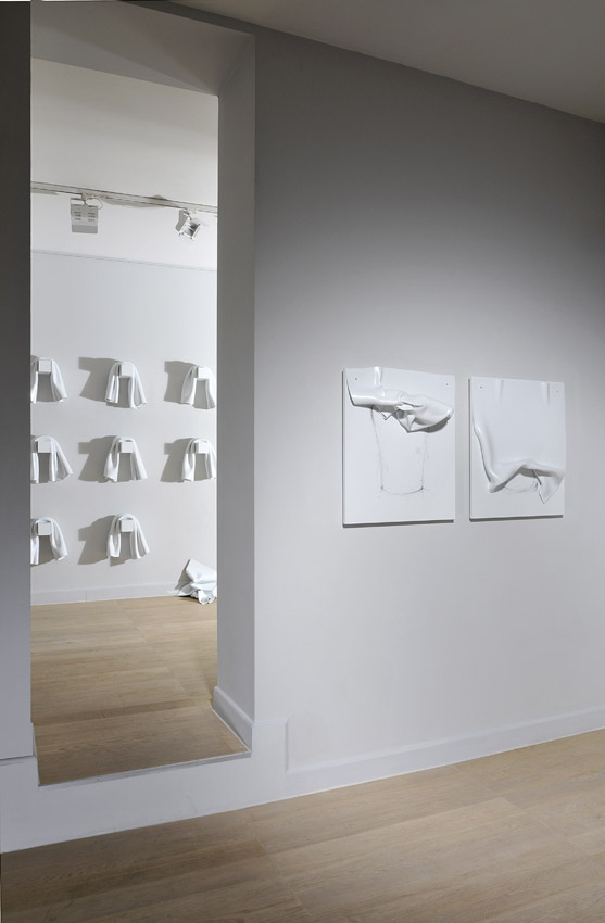 Tra Le Pieghe (Entre Les Plis) at Gowen Contemporary